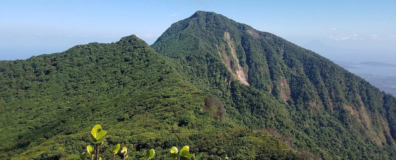 featured_volcan_mombacho